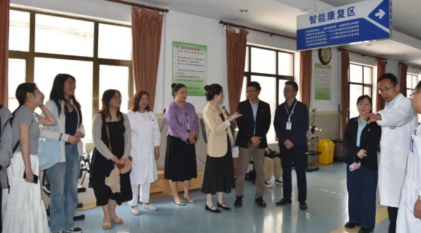 党建引领｜携手共进，党建领航 —— 上海交通大学公共卫生学院党委与我院党总支共建新篇章