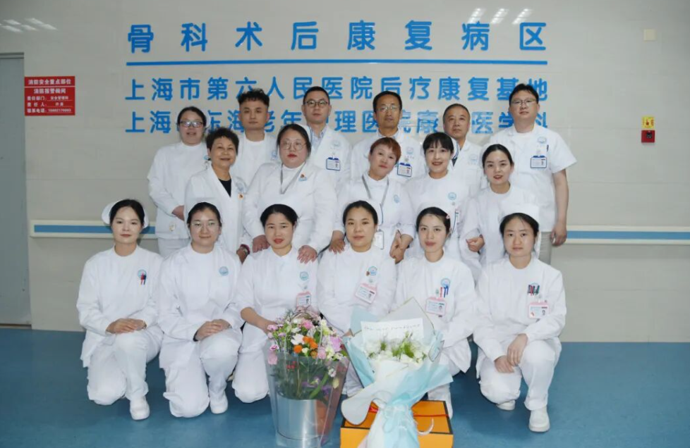 东海512护士节 | 鲜花、荣誉与未来——致敬最美护理人！