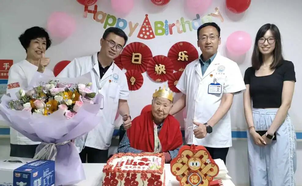 1763167779404295.jpg bb17754ee881ba09bc3d4c20a2e123be.jpg