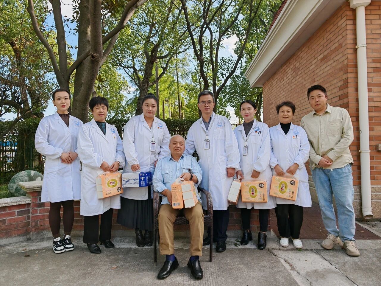 1764291536164256.jpg 9d8b9c2cf3d4930d57498990265e4185.jpg