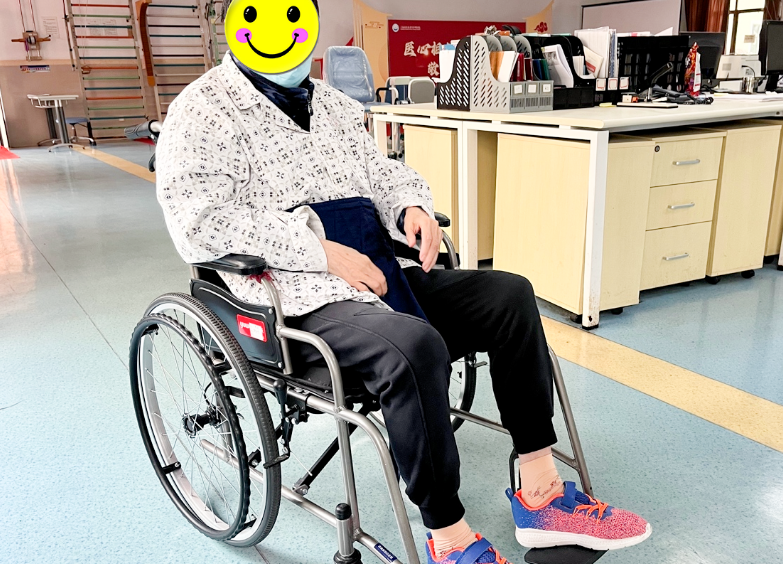 东海康复 | 告别偏瘫困境，重拾独立生活，我院引入外骨骼机器人开启康复新征程