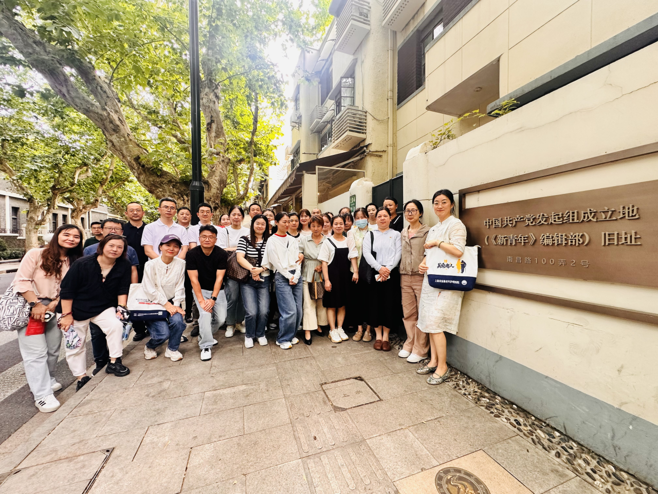 1764550345497865.png 1b8a93cb5845f198dd3cb98911544745.png