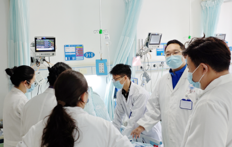 东海康复 | 从气切卧床到自由呼吸！57岁脑梗死患者的康复逆转之路